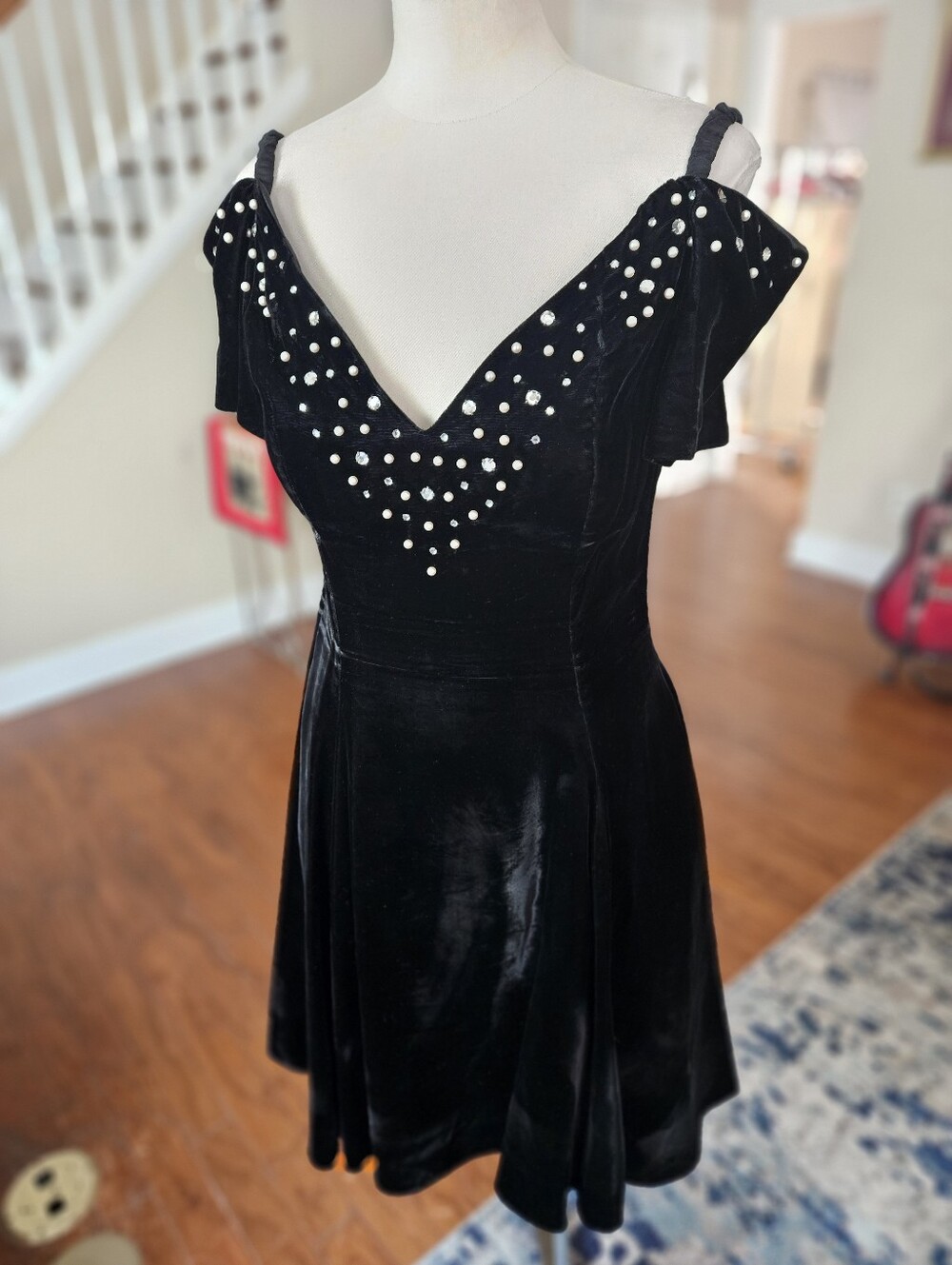 VTG 80s Expo Nite Black Velvet Dress Size 8